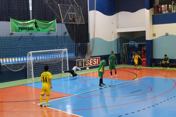 Quartas de Final do Campeonato SINDECTEB de Futsal promete muita tensão