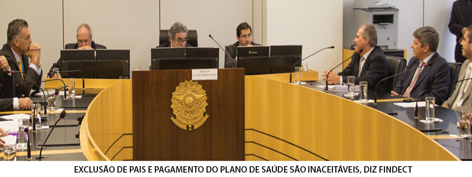 EXCLUSÃO DE PAIS E PAGAMENTO DO PLANO DE SAÚDE SÃO INACEITÁVEIS, DIZ FINDECT